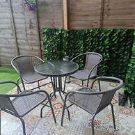 Pleasure Beach Apartment With Garden