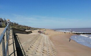 Pleasure Beach Apartment With Garden