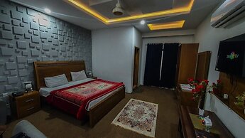 Tikkala Regency Hotel And Restaurant