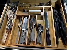 Design led Duplex Apartment in Buzzing Queens Park