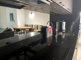 Design led Duplex Apartment in Buzzing Queens Park