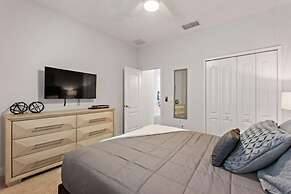 Coral Eagle at Solterra Resort by Shine Villas 415