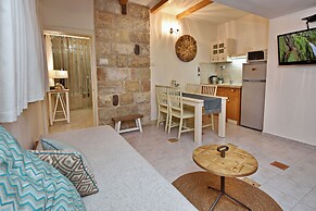 Accommodation Units The Mansion Had Nes