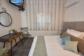 Accommodation Units The Mansion Had Nes