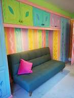 Colourful Forest of Dean Pikehouse