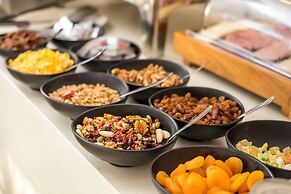 ATMA BEACH ROOMS & SUITES