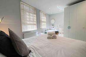 Charming 2-bed Apt With 2 Bathtub Central London