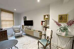 Charming 2-bed Apt With 2 Bathtub Central London
