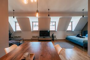 Luga Homes - Nikolaikirche