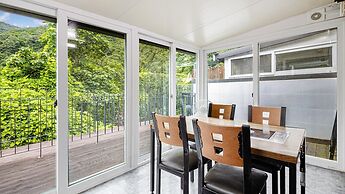 Gapyeong Gamseong216 Poolvilla Pension