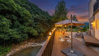 Gapyeong Gamseong216 Poolvilla Pension