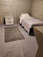 N Gladstone Rental Minutes to Downtown Perfect for Families or Busines