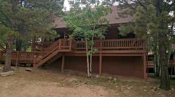 Entire Charming Cabin With Lake And Mountain View