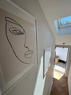 A Stylish Apartment on the Outskirts of Sandwich in Kent