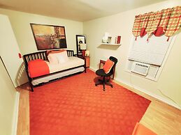 Fall Room 3min From Yale, And Other Colleges