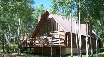 Entire Charming Cabin With Lake And Mountain View for 10 People