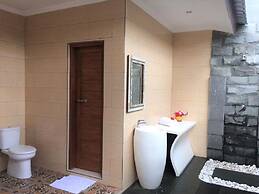 Room-villa - Warung Aromachampuhan
