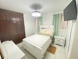 9DR 3-bedroom Apartment Near Monumental Area