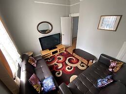 1 Lovely 2 Bedrooms Rental in West New York Nj