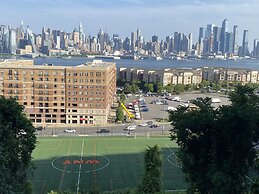 1 Lovely 2 Bedrooms Rental in West New York Nj