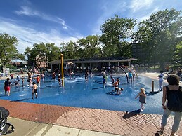 1 Lovely 2 Bedrooms Rental in West New York Nj