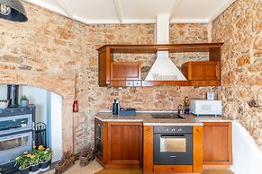 Thrapsano House at Iraklion Crete for up to 8 Persons