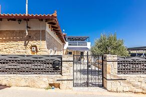 Thrapsano House at Iraklion Crete for up to 8 Persons