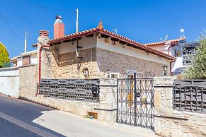 Thrapsano House at Iraklion Crete for up to 8 Persons