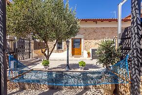 Thrapsano House at Iraklion Crete for up to 8 Persons