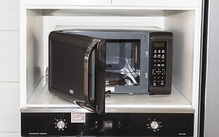 Lusaka Luxe - Your Private Oasis Awaits in the Heart of Zambia