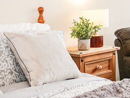 Gerrard House Apartment