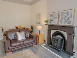 Gerrard House Apartment