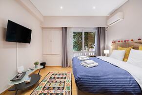 Bang in Kolonaki by Athenian Homes