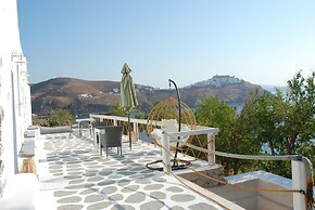 Siesta Villas Nearby Tzanaki Beach