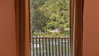 The Bright Side Resort