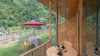 The Bright Side Resort