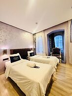 Taxim Alyon Suite Hotel