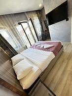 Taxim Alyon Suite Hotel