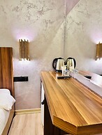 Taxim Alyon Suite Hotel