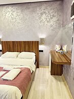 Taxim Alyon Suite Hotel