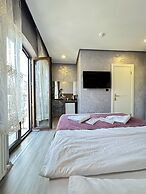 Taxim Alyon Suite Hotel