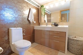 Blue Sky Villa in Crete