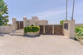 Blue Sky Villa in Crete