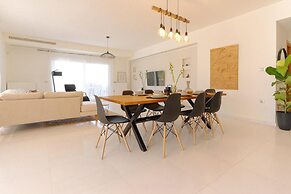 Blue Sky Villa in Crete