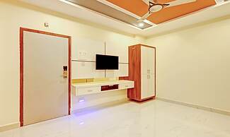 Itsy Hotels Sri Sai Grand Inn