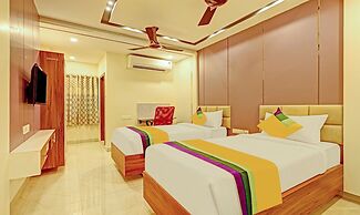 Itsy Hotels Sri Sai Grand Inn