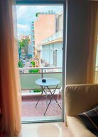 A Stroll to the Acropolis Athenian Homes