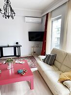 A Stroll to the Acropolis Athenian Homes