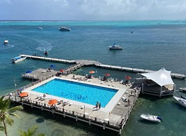 Apartamento con Playa Privada en Sunrise