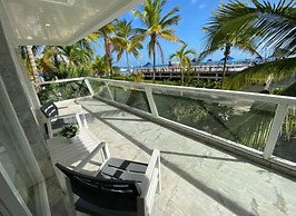 Apartamento con Playa Privada en Sunrise